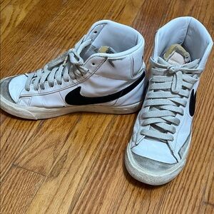 Nike blazers women's 7.5